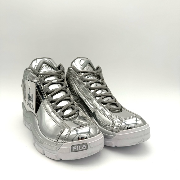 NWOB New Fila Grant Hill 2 Metallic Silver Men's 9 Women's 7 1/2 Shoes Sneakers - Picture 4 of 8